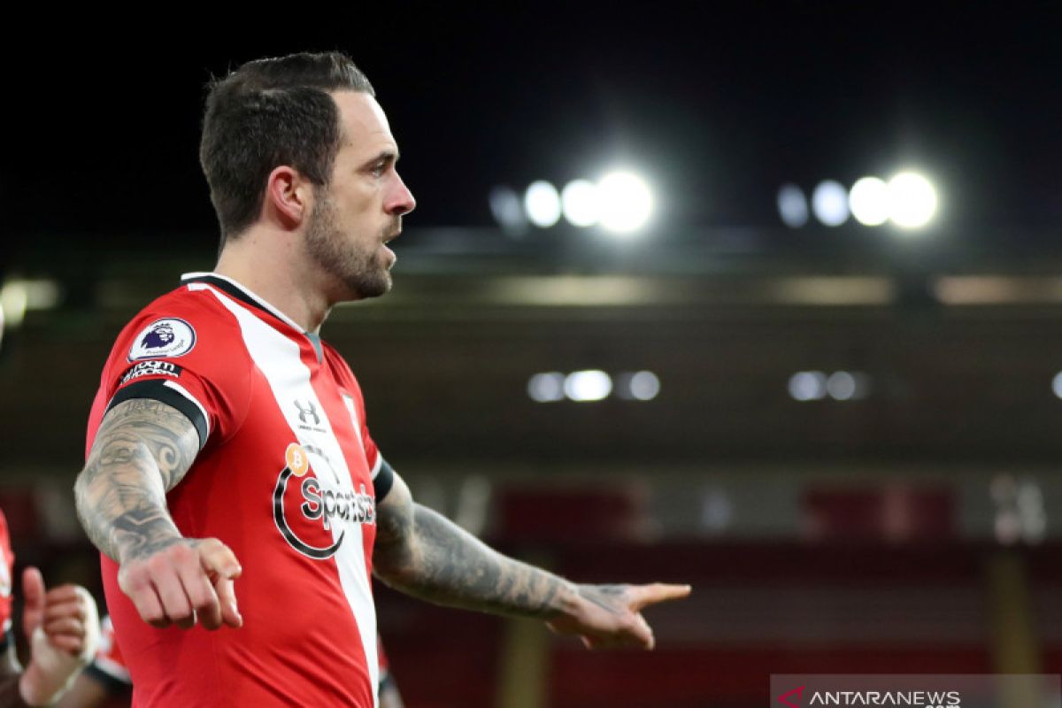 Penyerang Southampton Danny Ings positif COVID-19