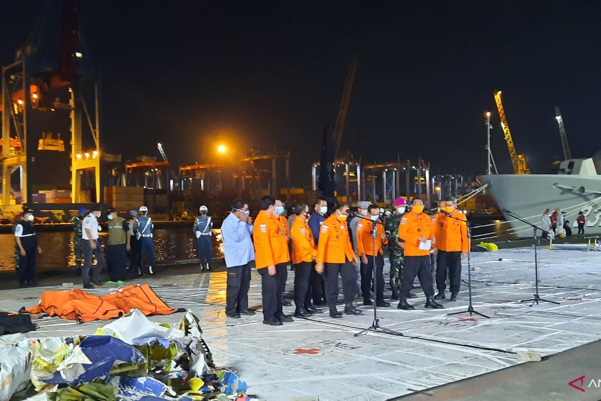 Operasi SAR kumpulkan 239 kantong jenazah korban Sriwijaya Air SJ-182