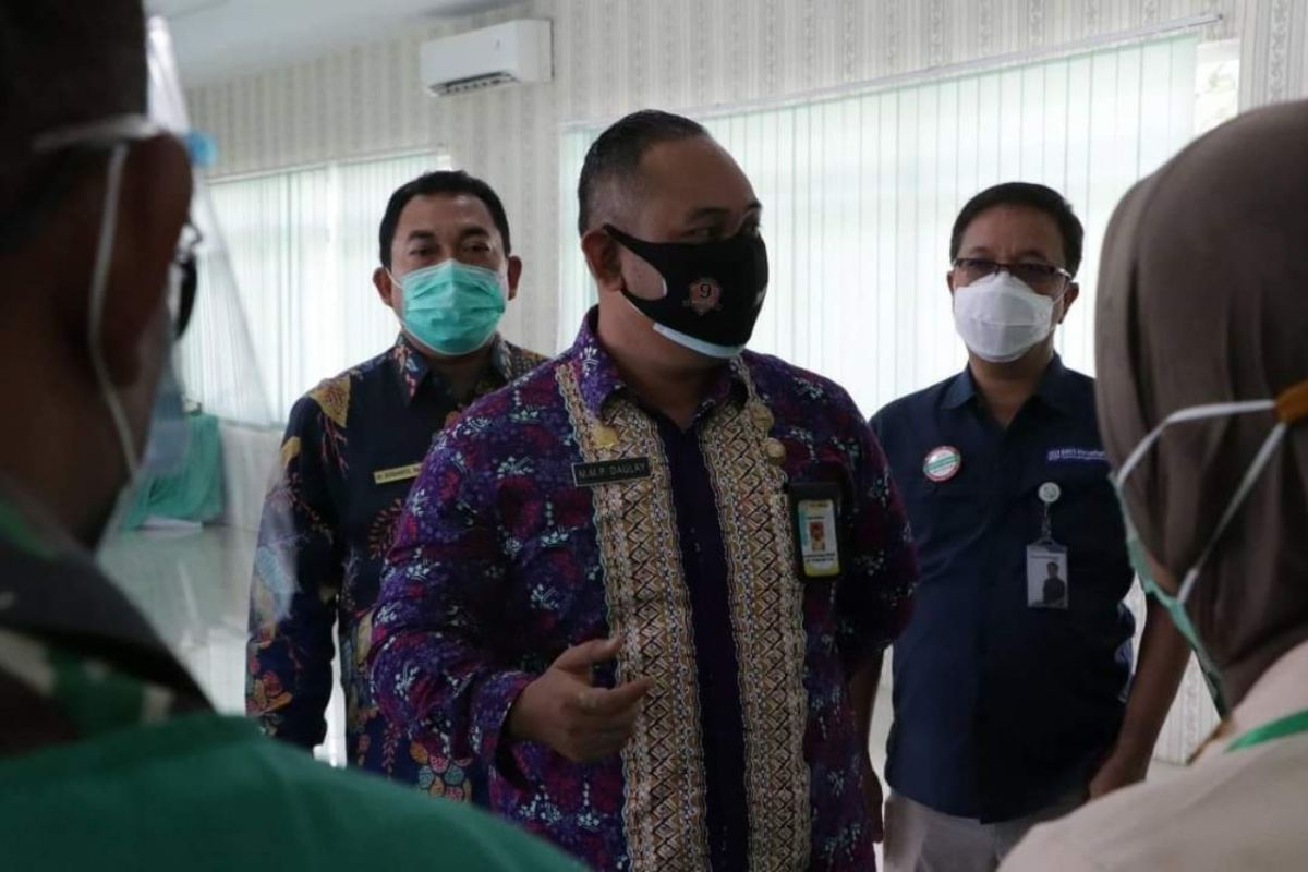 Sekda tinjau kesiapan rumah sakit dan puskesmas vaksin COVID-19