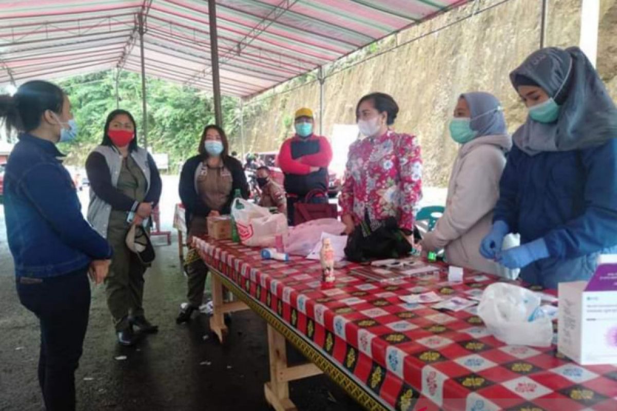 Pemkab Minahasa Tenggara menunggu pendistribusian vaksin dari Pemprov Sulut