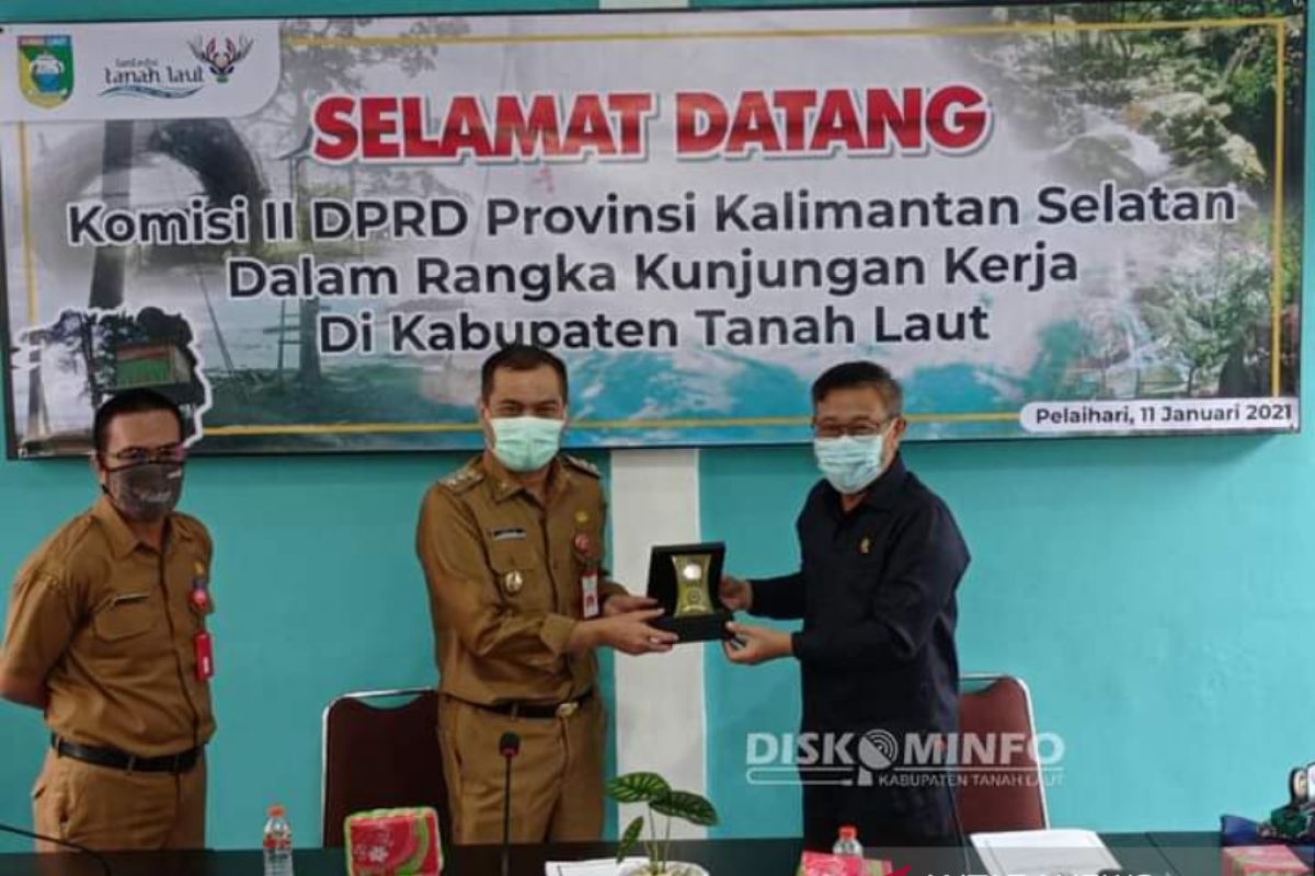 Komisi II DPRD Kalsel gali potensi wisata Tanah Laut