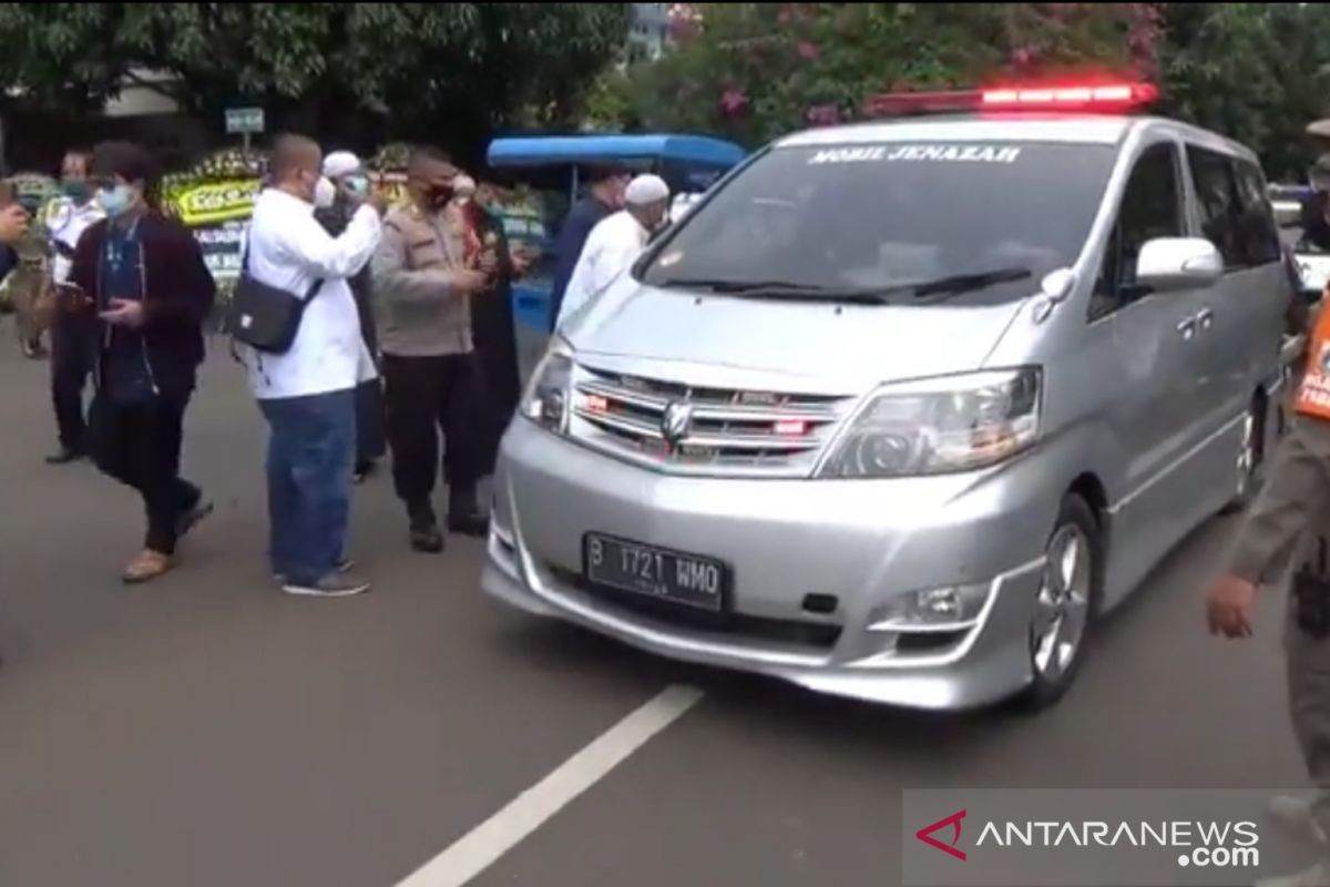 Jenazah Ali Jaber singgah dua jam di rumah duka untuk  dishalatkan