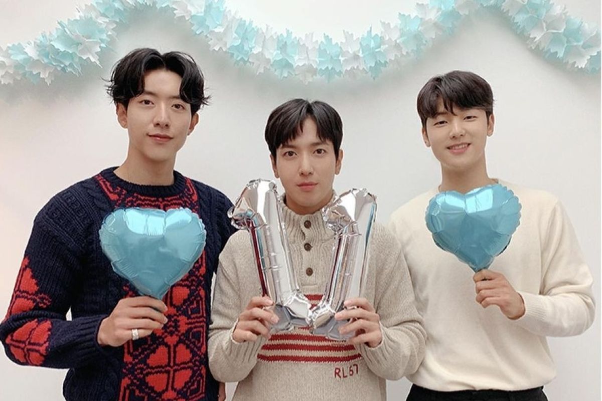 Rayakan 11 tahun debut, CNBLUE ungkapkan cinta untuk penggemar