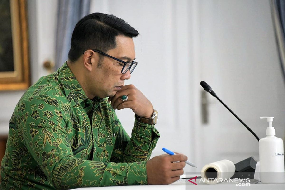 Gubernur  Jabar : Syekh Ali Jaber inspirasi lahirnya program hafidz