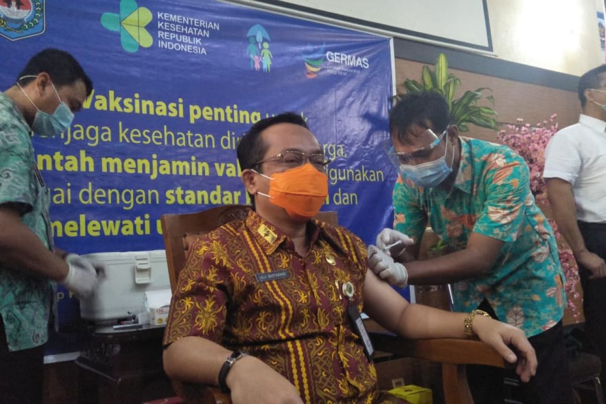 Pemkot Mataram mencanangkan pelaksanaan vaksinasi COVID-19