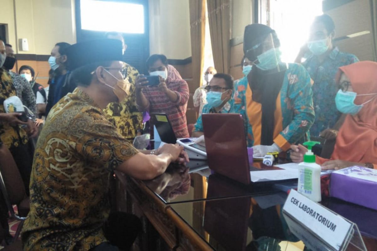 Wakil Wali Kota Mataram batal dapatkan vaksin COVID-19 perdana