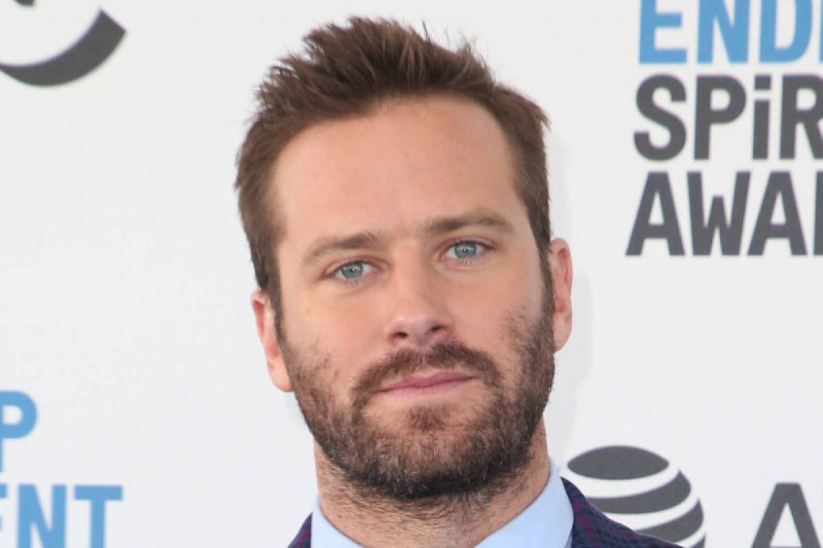 Armie Hammer, skandal seks, isu kanibalisme hingga mundur dari film