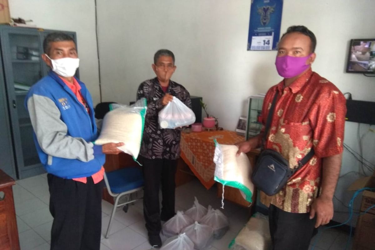 Dinsos Kediri: Bantuan bahan pokok dukung kebutuhan keluarga jalani isolasi mandiri