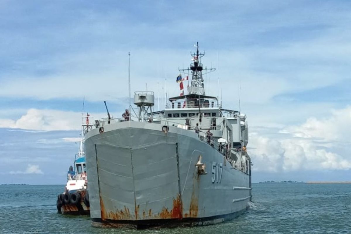 Gempa di Sulbar, Lantamal VI kerahkan KRI Teluk Ende