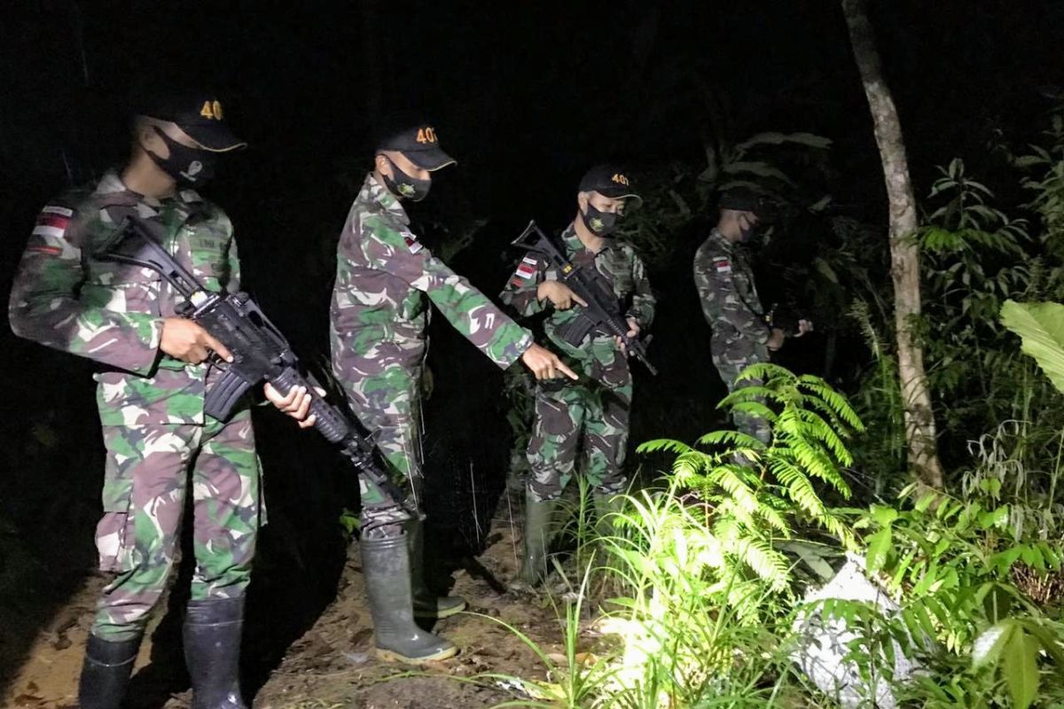 TNI gagalkan penyeludupan miras asal Malaysia di Sintang Kalbar