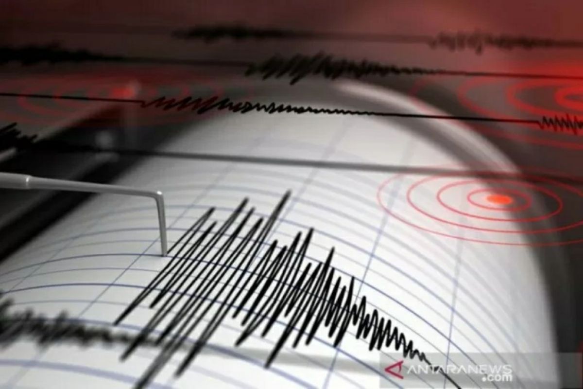 Kantor Gubernur Sulbar roboh akibat  gempa bermagnitudo 6,2