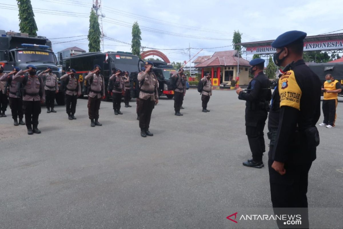 Polda Sulteng  siapkan tenda dan tempat tidur bantu korban gempa Majene