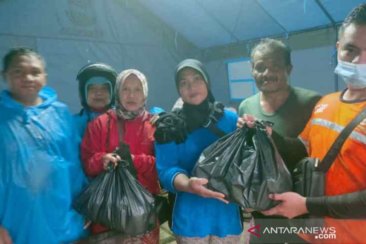 Baznas Tanggap Bencana Belitung salurkan bantuan makanan untuk korban banjir