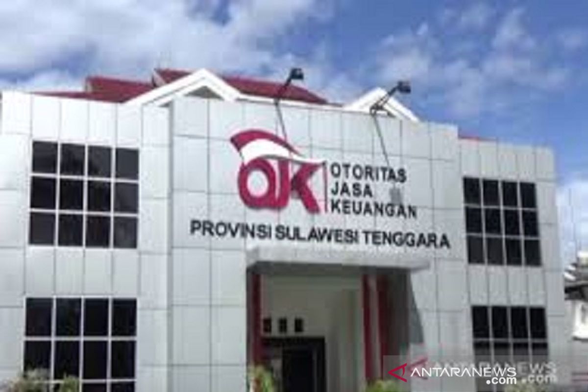 OJK Sultra ajak masyarakat menabung di Bank