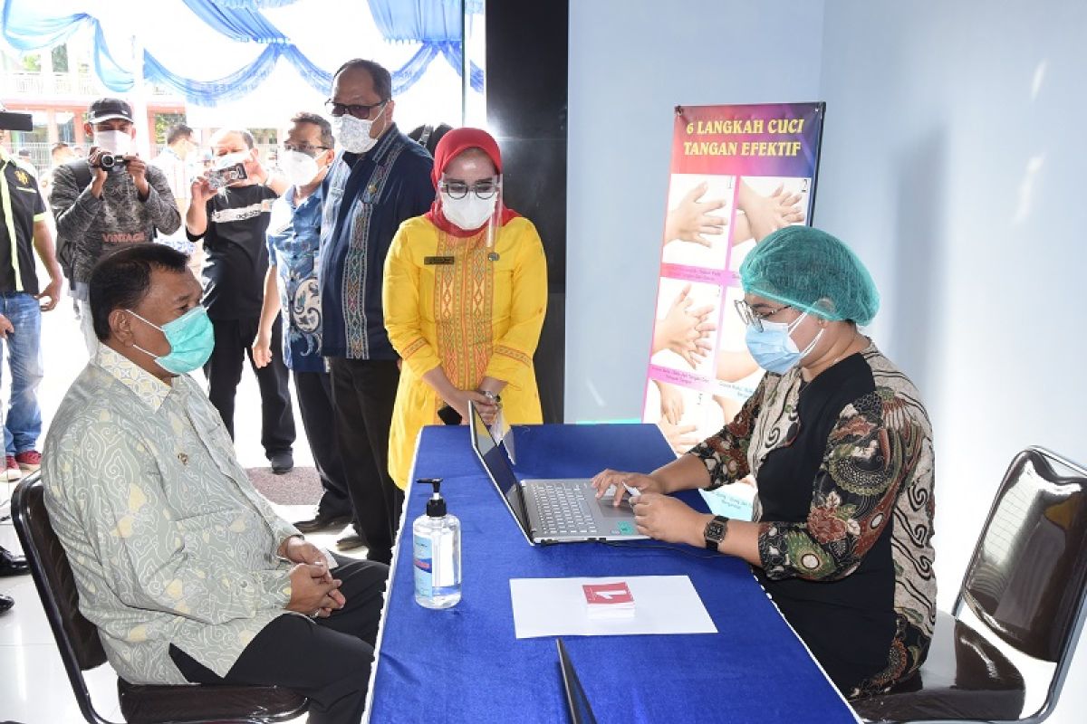 Pemkab Deli Serdang mulai gelar vaksinasi tahap pertama