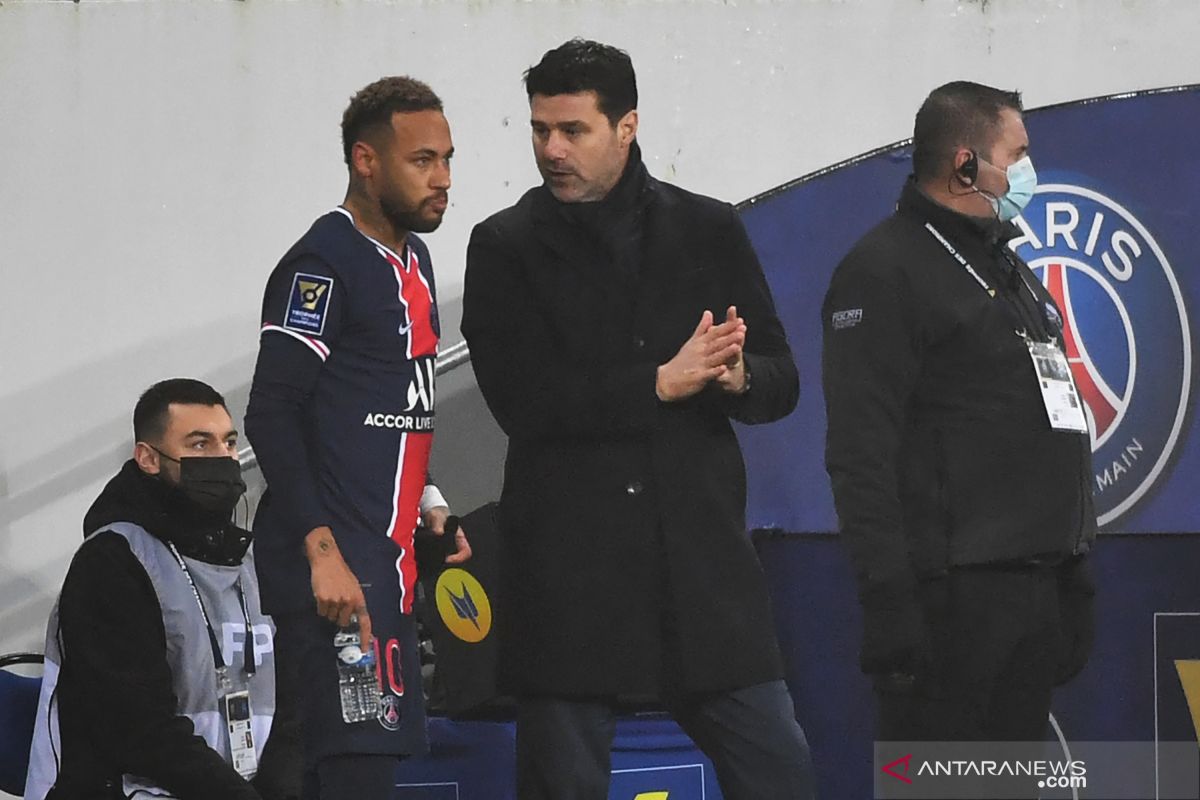 Pelatih anyar PSG Mauricio Pochettino positif COVID-19