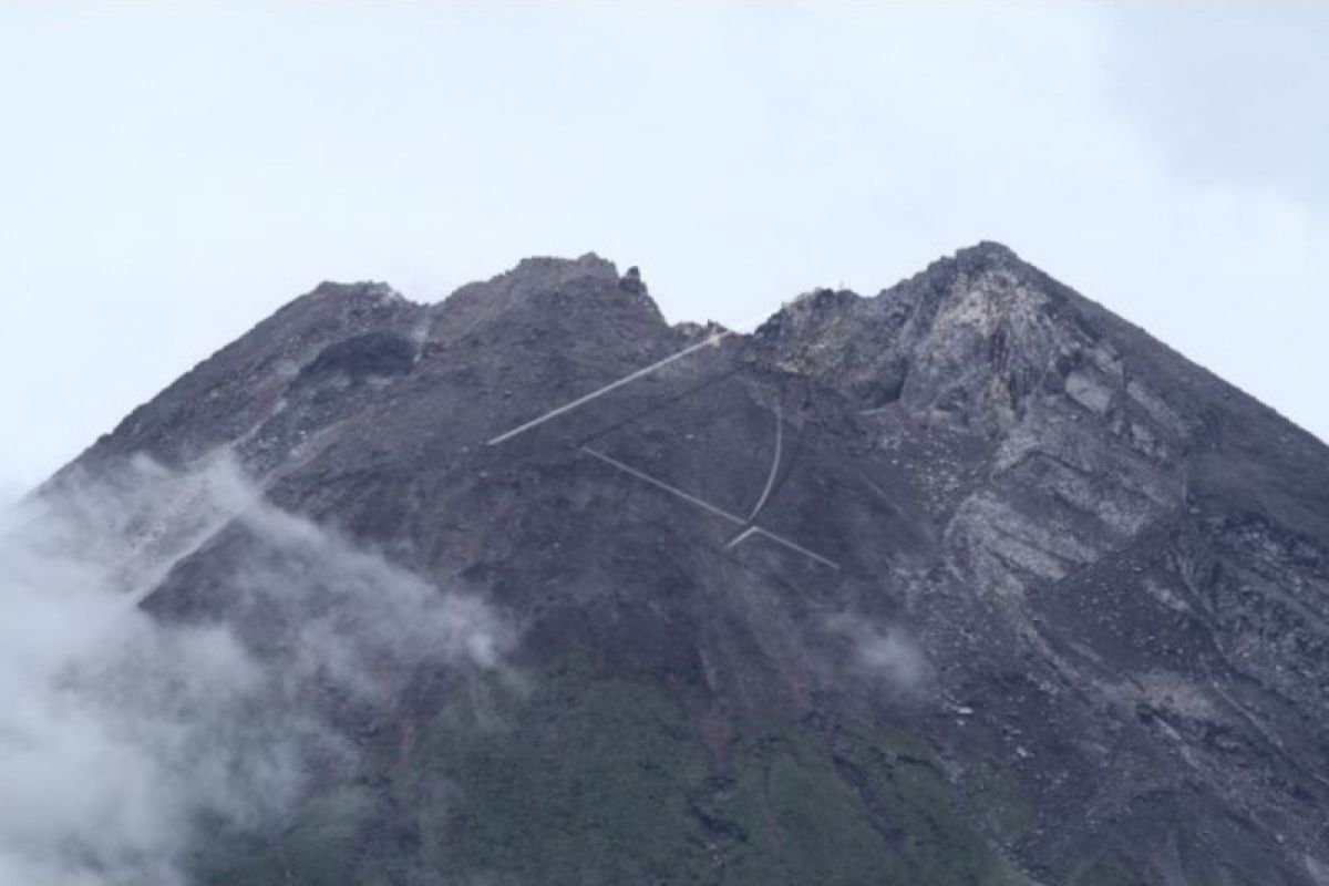 BPPTKG: Volume kubah lava Gunung Merapi mencapai 46.766 meter kubik