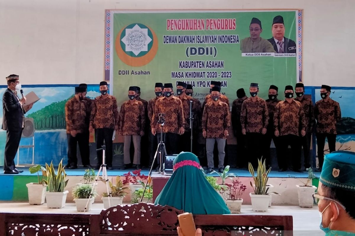 Ketua DDII Sumut lantik pengurus kabupaten Asahan