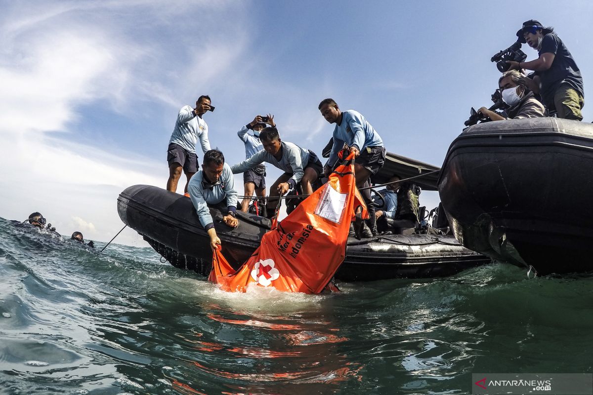 Sriwijaya SJ-182 jatuh hingga banjir di Kalimantan Selatan