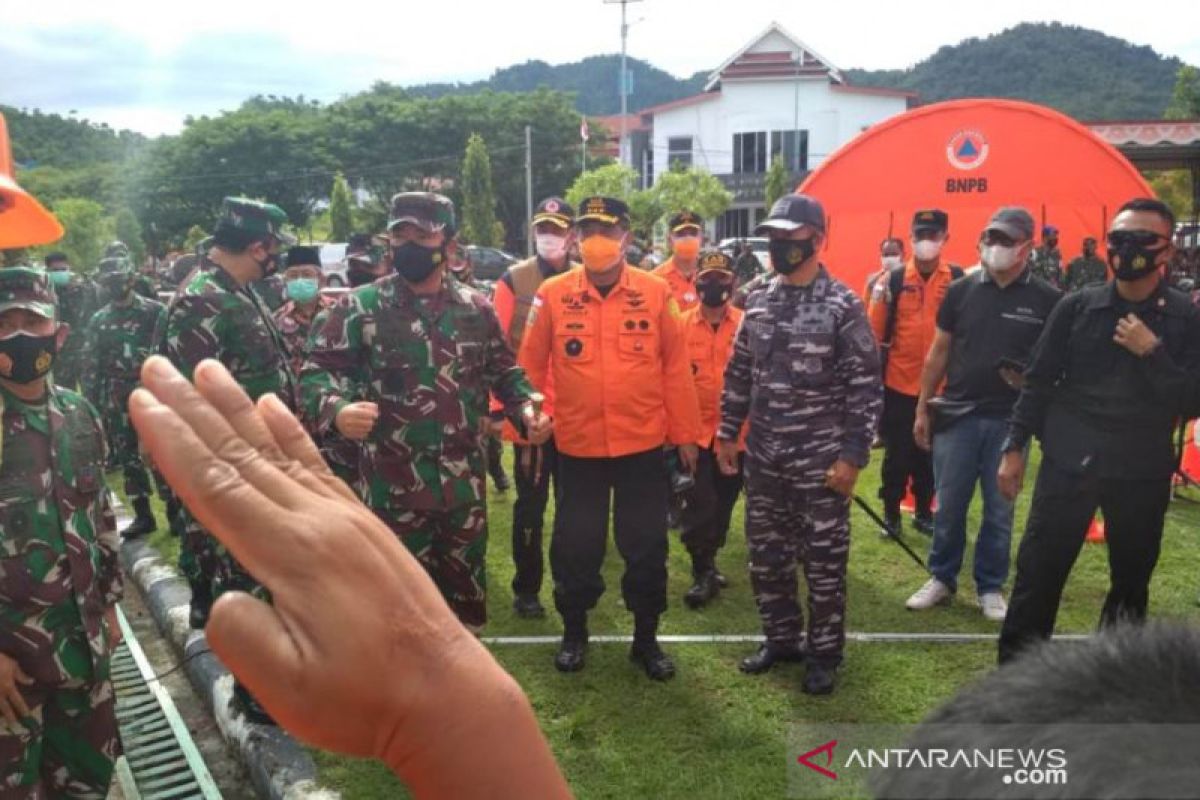 Panglima TNI instruksikan distribusi logistik korban gempa dikawal ketat