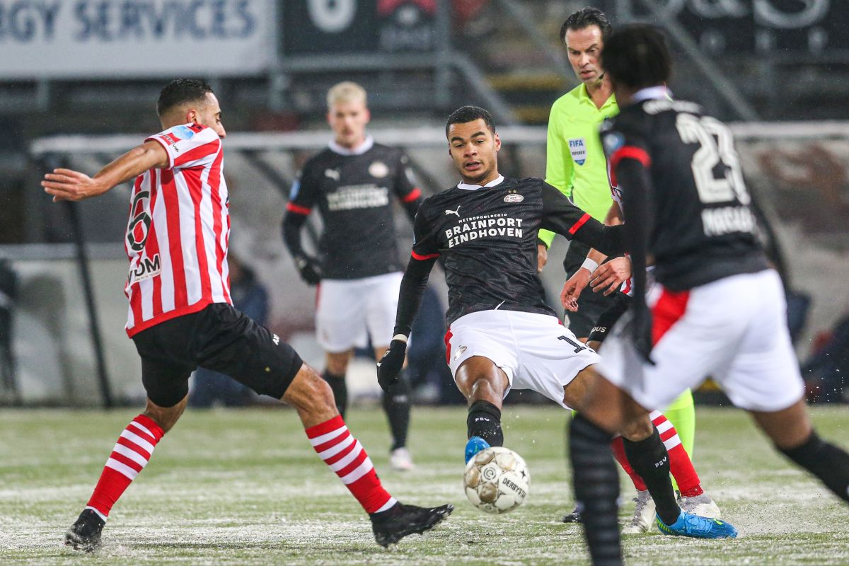 PSV Eindhoven membekuk Sparta Rotterdam dalam drama delapan gol