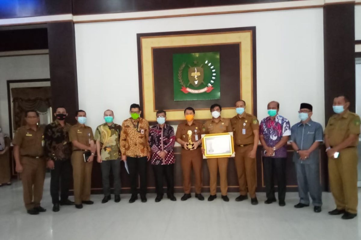 OJK berikan TPAKD Award 2020 untuk Pemkab Langkat