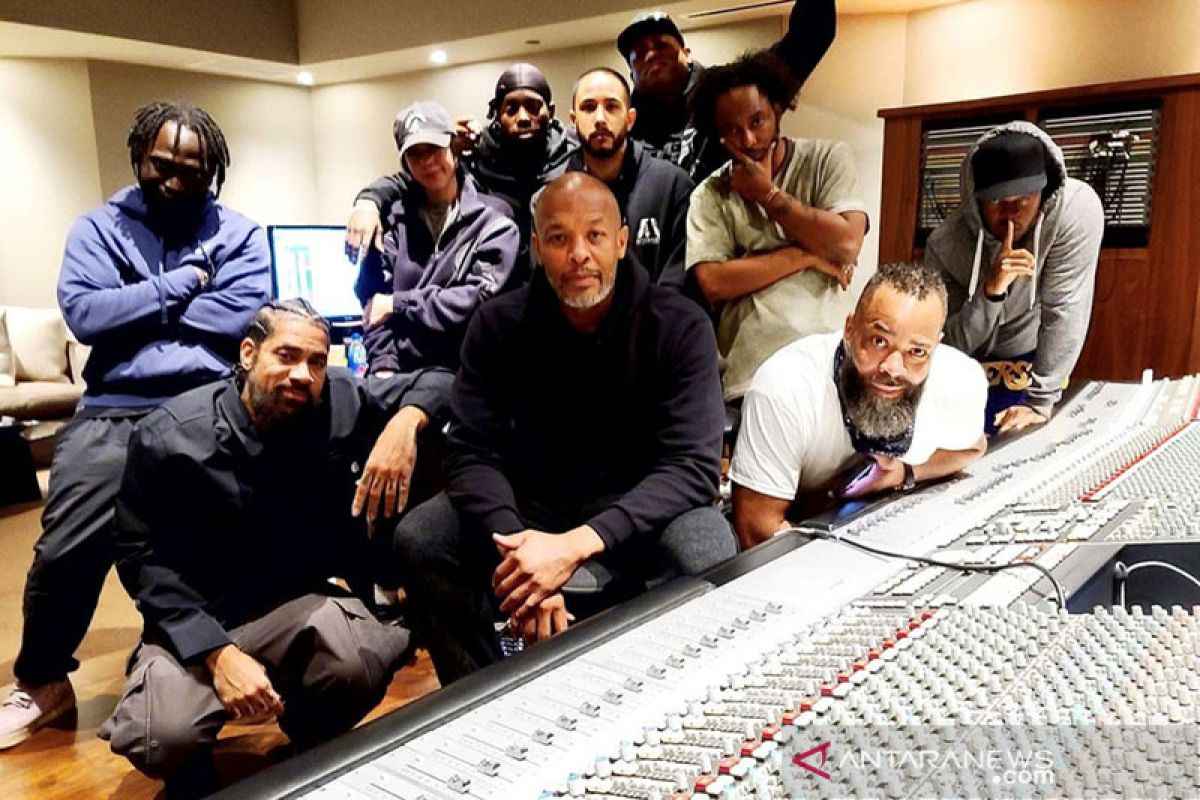 Rapper Dr Dre sebut kondisi kesehatannya kian membaik