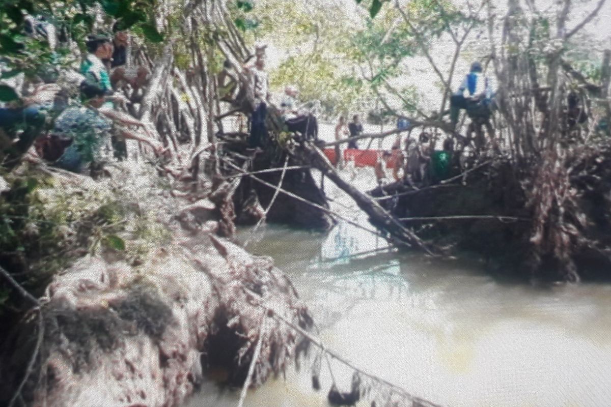 Korban diterkam buaya ini masih belum ditemukan