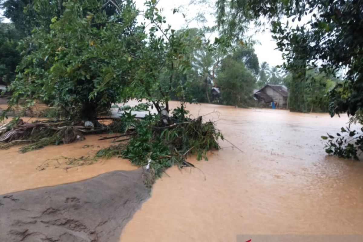 Curah hujan tinggi jadi penyebab banjir Kalsel