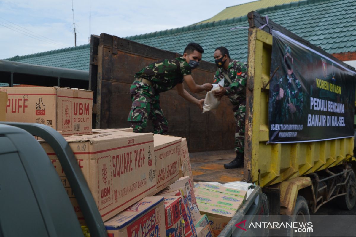 Kodim 0904/Tanah Grogot Kirim 2 truk paket sembako untuk warga Kalsel