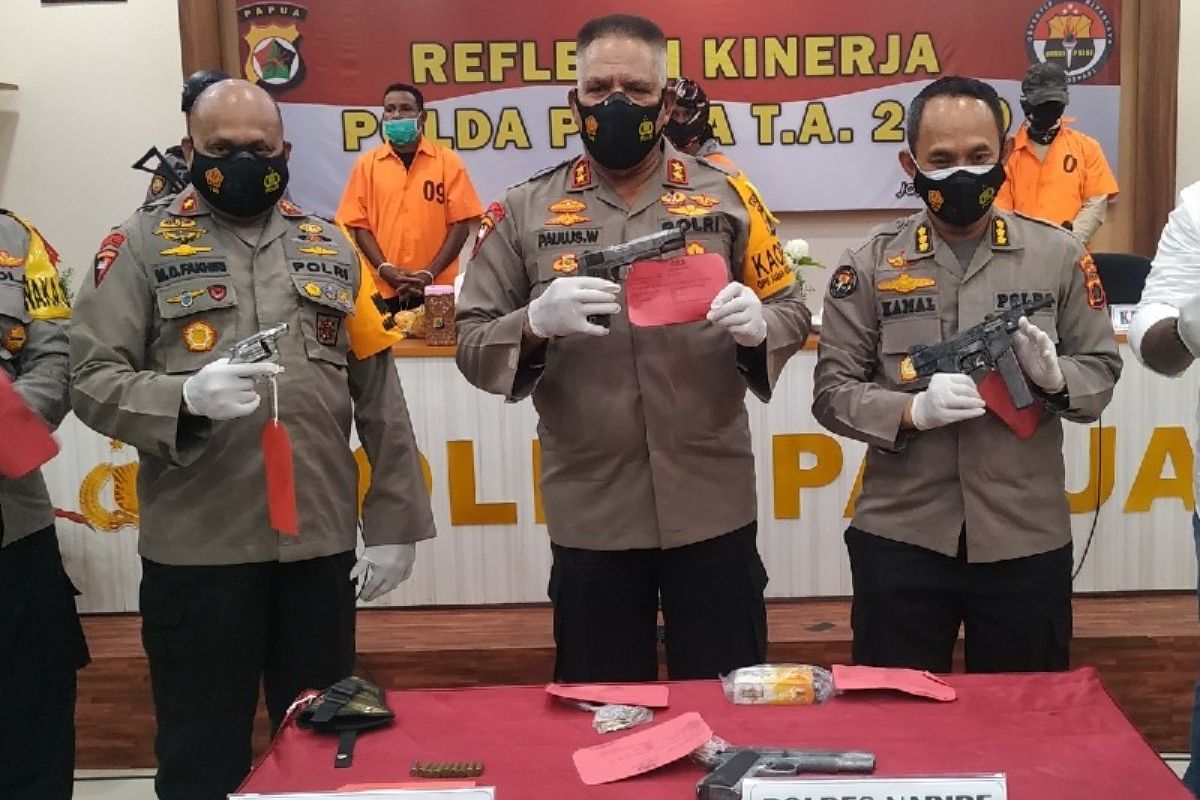 Polisi masih buru terduga tersangka pembunuhan staf KPU Yahukimo