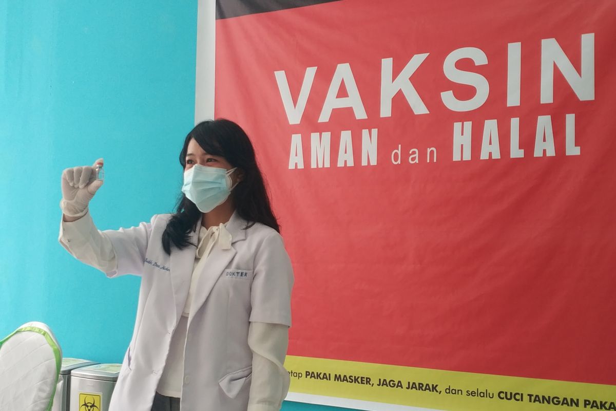 Dinkes Sulbar pastikan vaksin COVID-19 di gudang farmasi aman