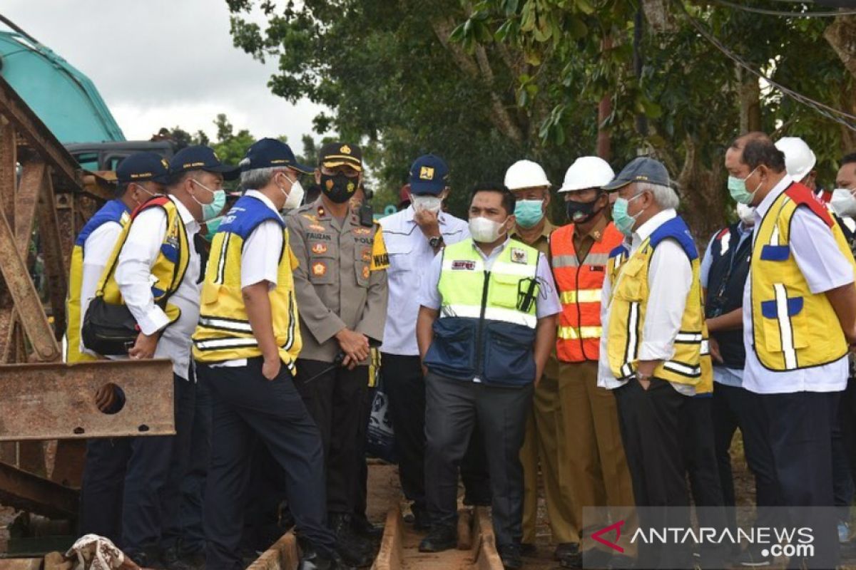 Menteri PUPR minta pembangunan jembatan darurat dipercepat