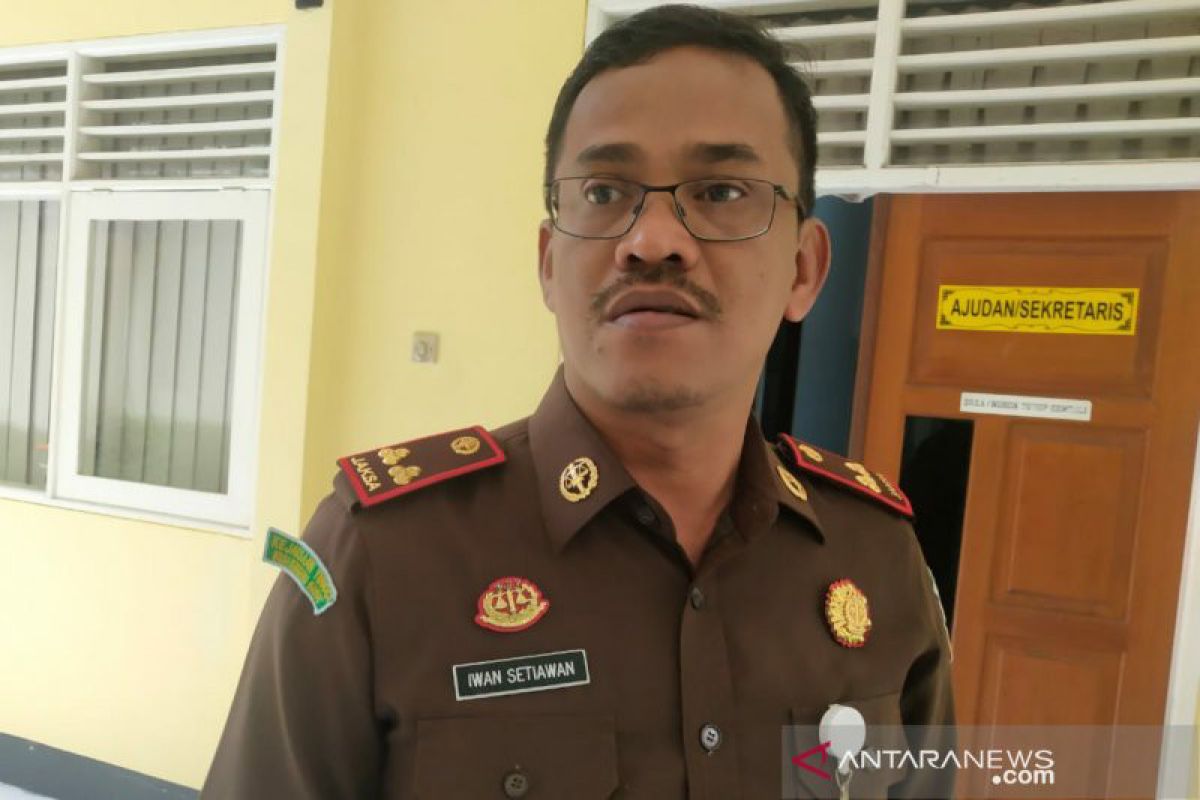 Kejari Sumbawa menyelidiki dugaan korupsi proyek benih padi hibrida 2019