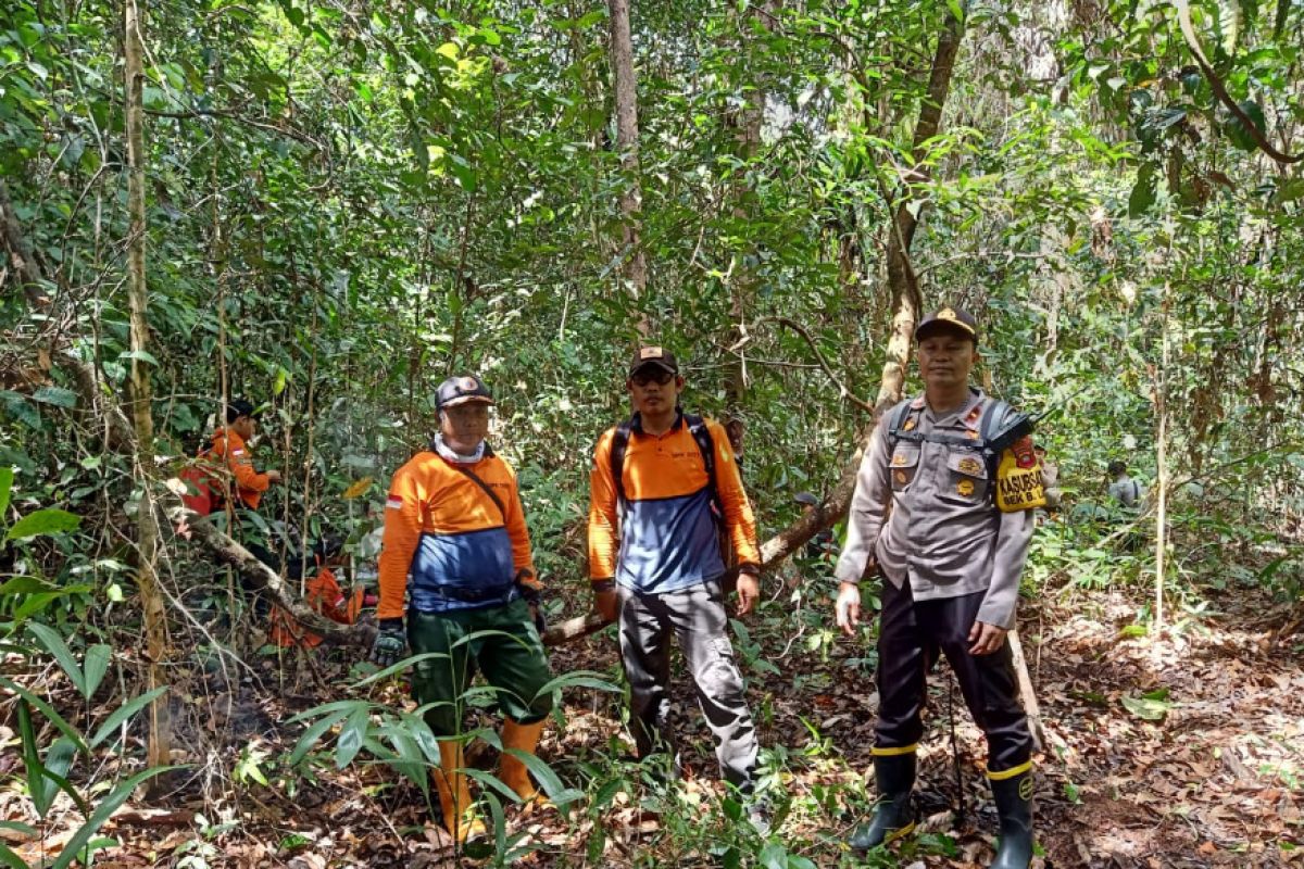 Ditemukan bungkus obat pencarian korban hilang di hutan perbatasan