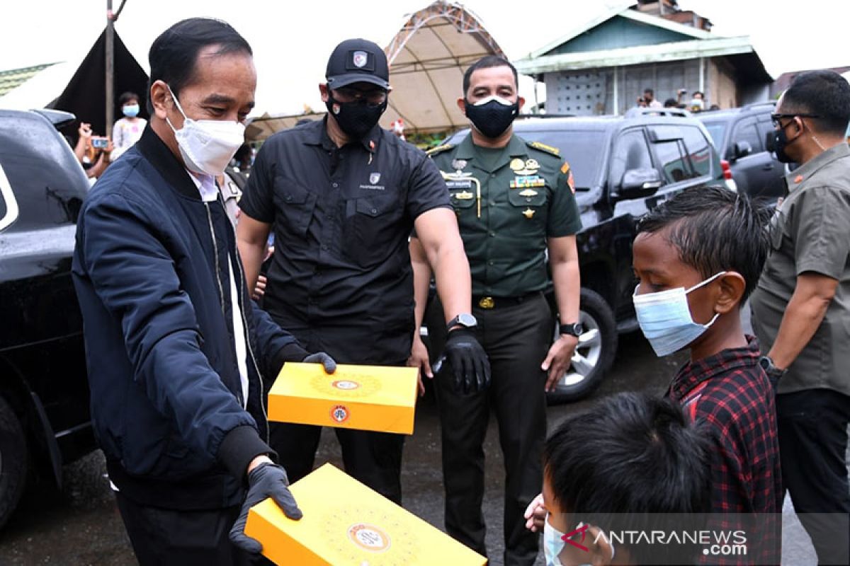Jokowi visits several locations in flood-impacted South Kalimantan