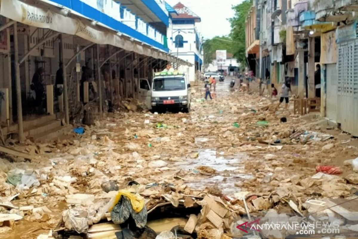 Sekitar  68.000 warga terdampak banjir di Hulu Sungai Tengah, Kalsel