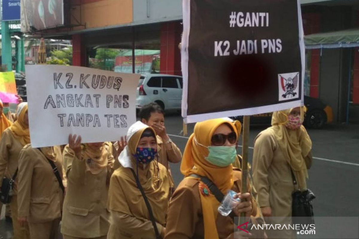 Masih ada peluang guru honorer  jadi CPNS