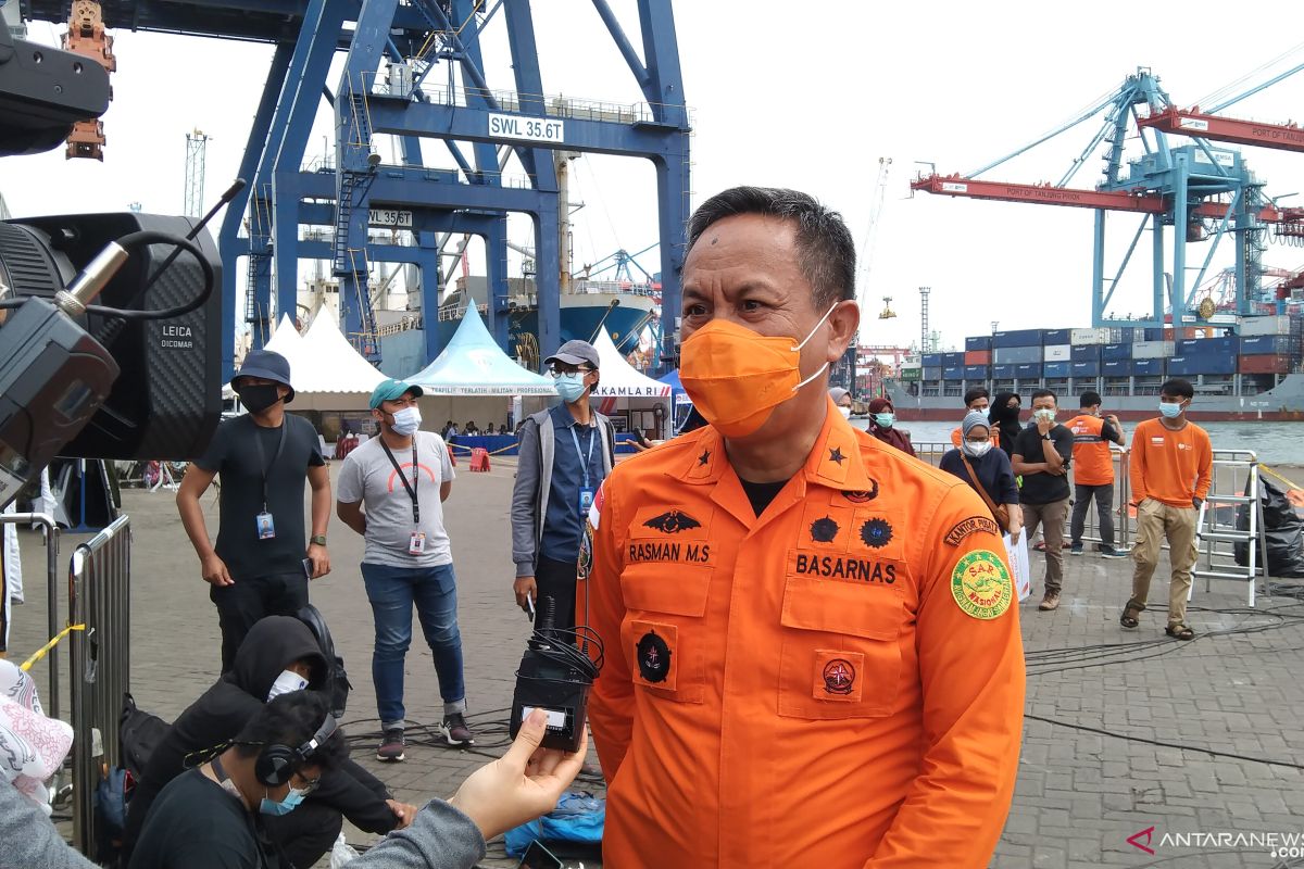 Kapal Basarnas berbenturan dengan kapal Kemenhub saat operasi SJ-182