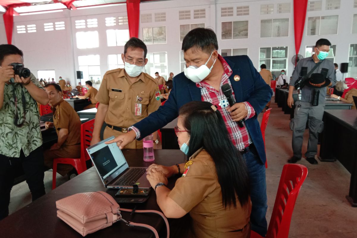 Sejumlah pejabat dirotasi, Sangian kembali ke 'gedung putih'