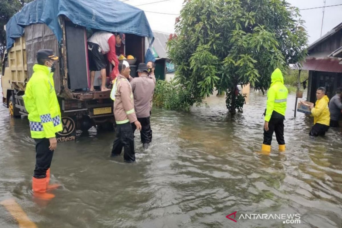 Kapolres Banjarbaru minta warga waspada meski debit air mulai turun