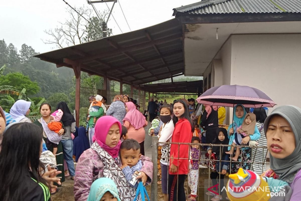 Banjir bandang terjang kawasan Puncak Bogor, 474 warga berhasil dievakuasi