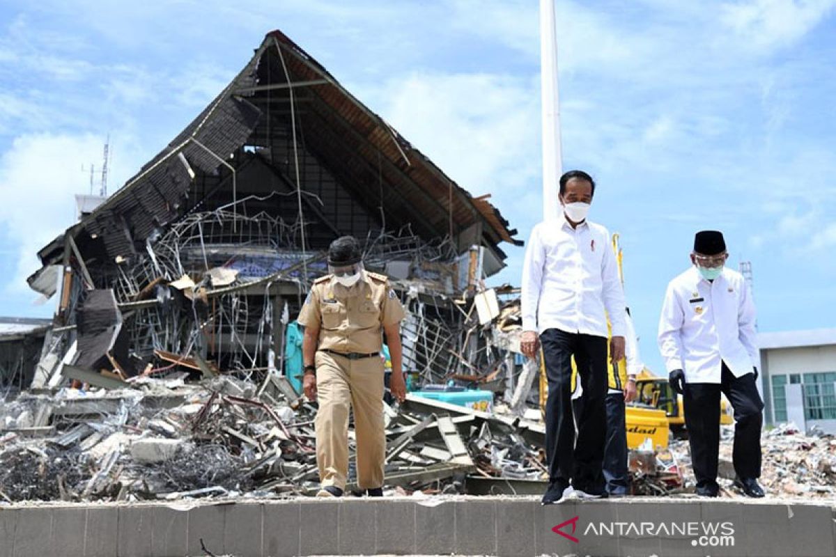 Presiden pastikan rumah rusak akibat gempa di Sulbar dapat bantuan