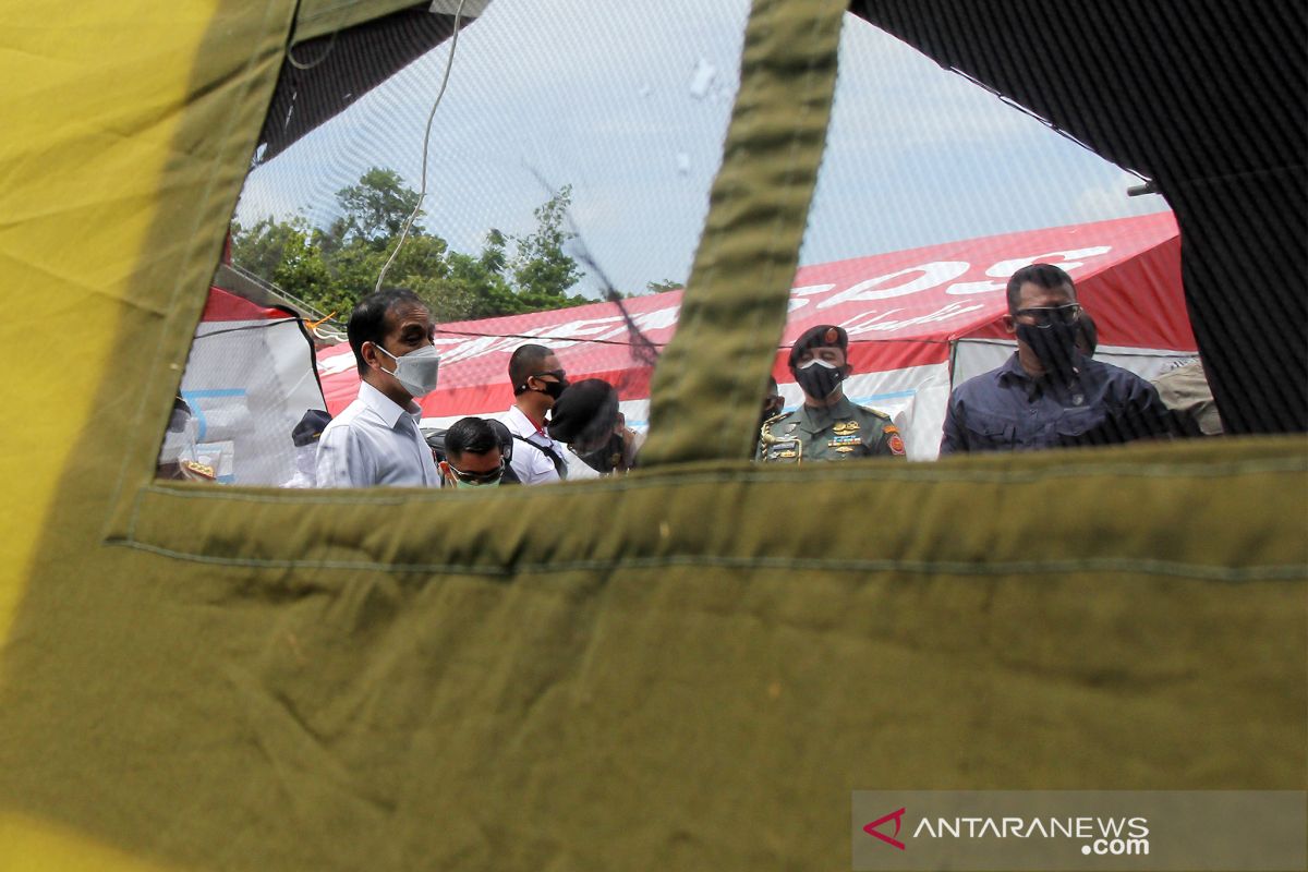 Presiden saksikan pemberian santunan untuk korban Sriwijaya Sj-182