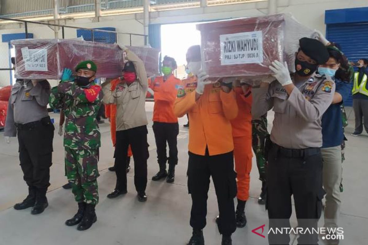 Forkopimda Babel terima dua jenazah korban Sriwijaya Air SJ-182