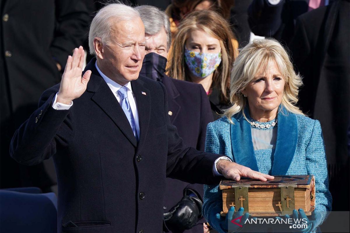 Joe Biden resmi dilantik sebagai Presiden AS
