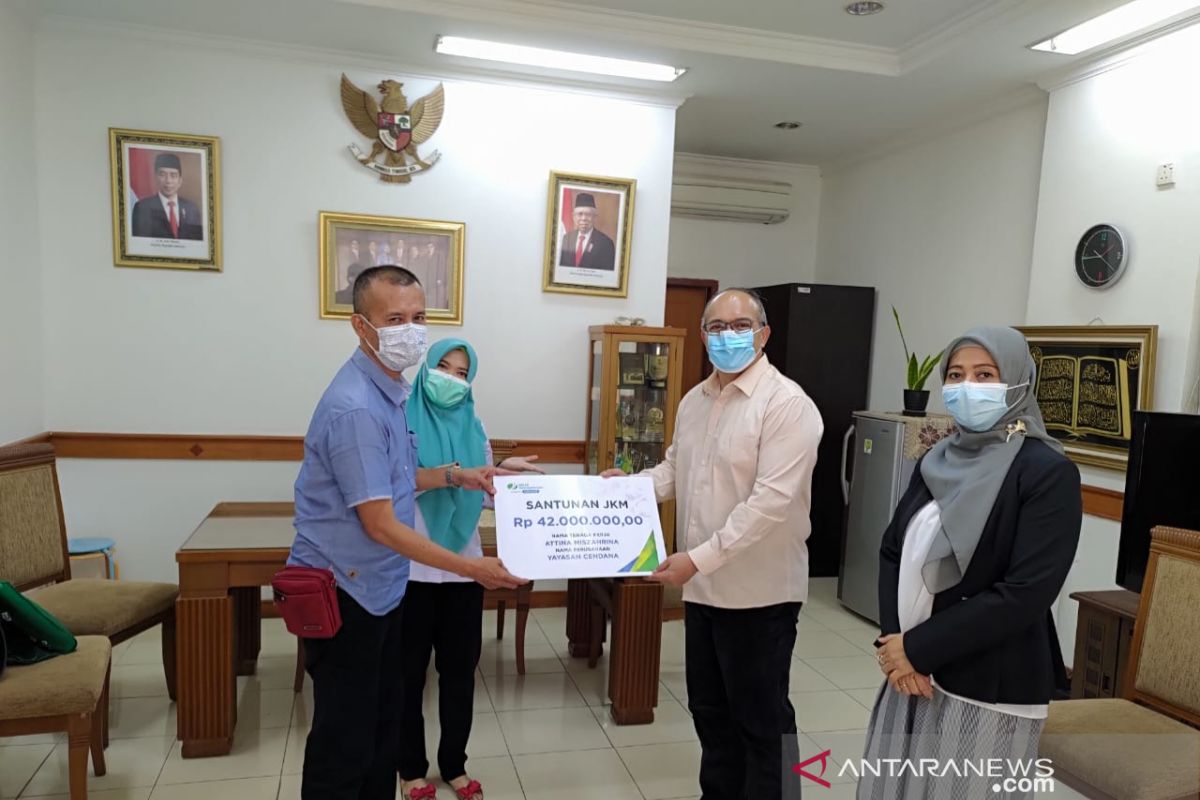 BPJamsostek Cikarang santuni ahli waris Ketua Yayasan Cendana