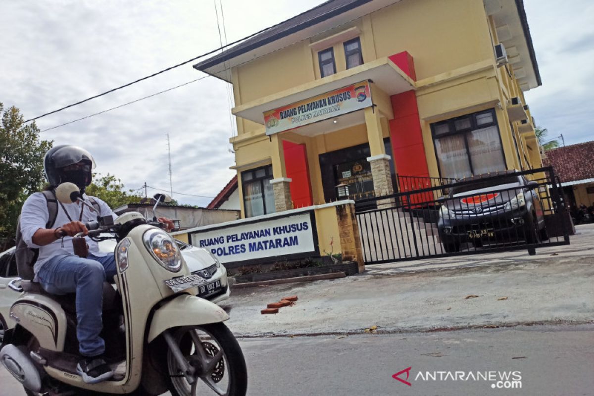 Polisi tangkap mantan anggota DPRD NTB diduga berbuat asusila terhadap anak kandung