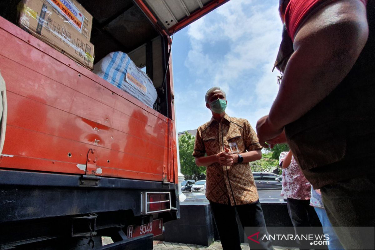 Ganjar berangkatkan sukarelawan dan logistik bantu korban gempa Sulbar