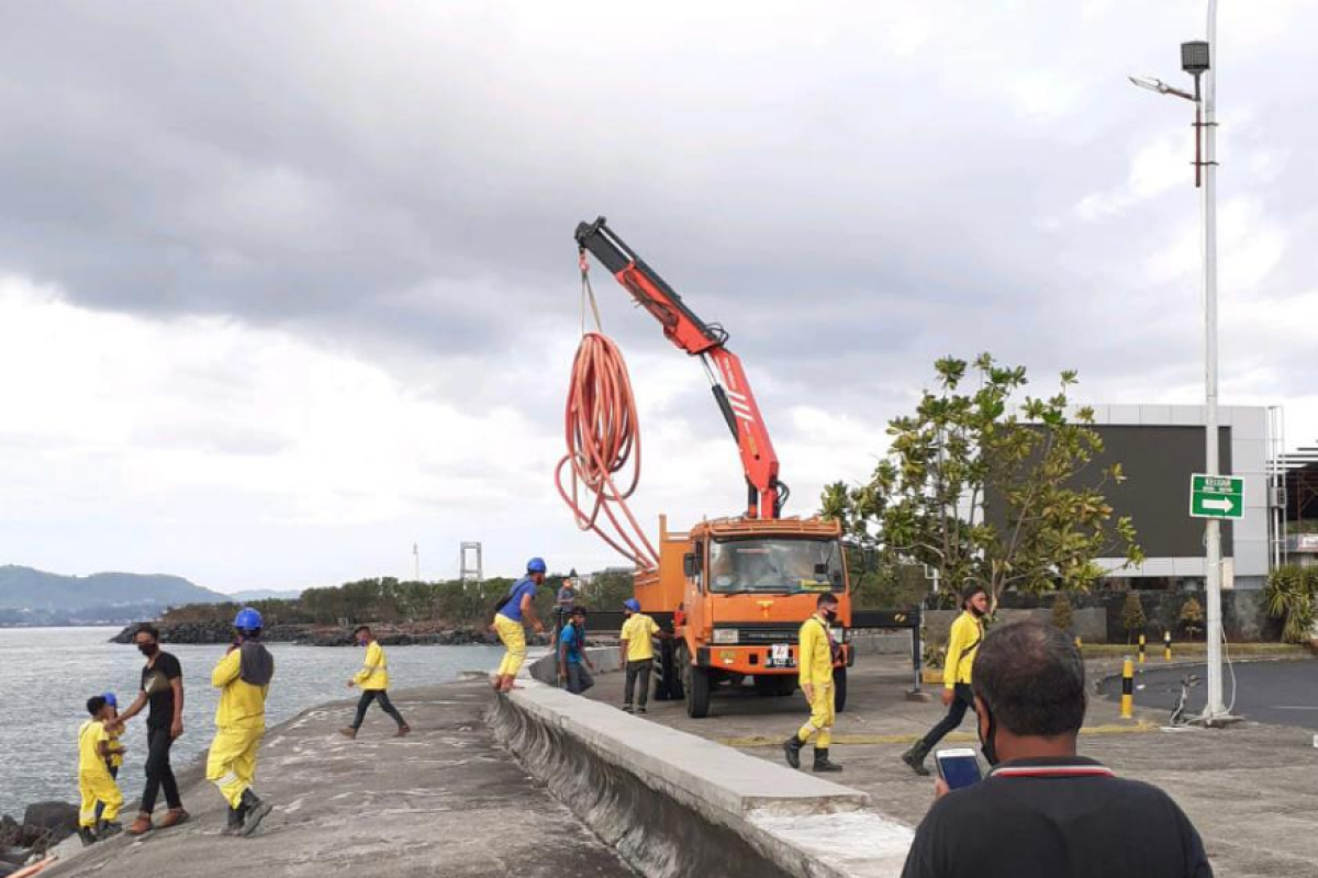 PLN tuntaskan pemulihan listrik Manado pasca banjir dan longsor